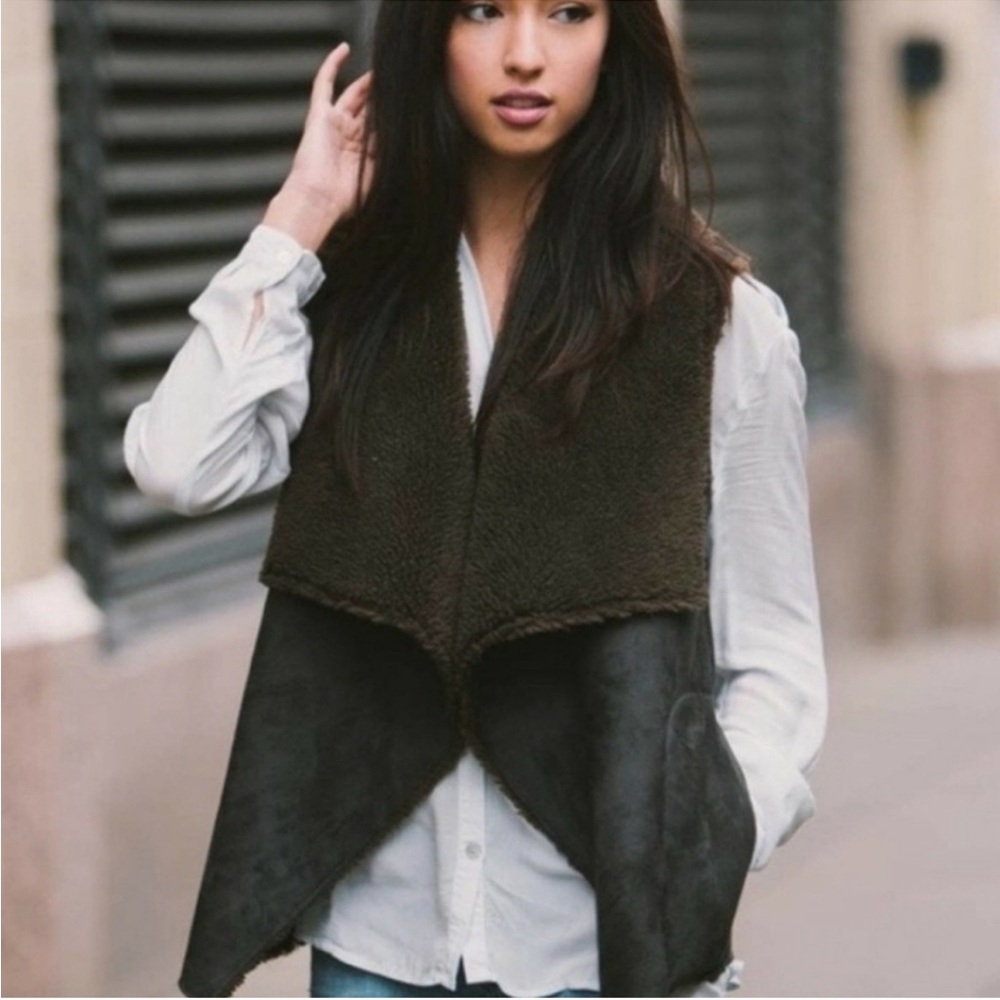 Velvet by Graham and Spencer Faux Sterling Vest Medium brown soft